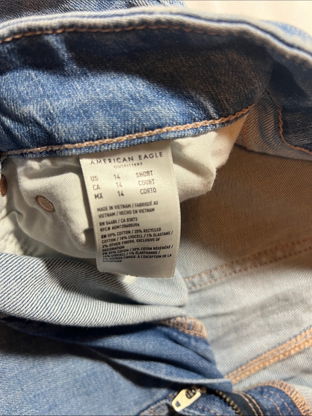 American Eagle Outfitters Women’s Curvy Super High Rise Baggy Wide Leg Jean - Picture 3 of 5